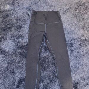 LIKE NEW Lululemon Blue Leggings 28" Size 6